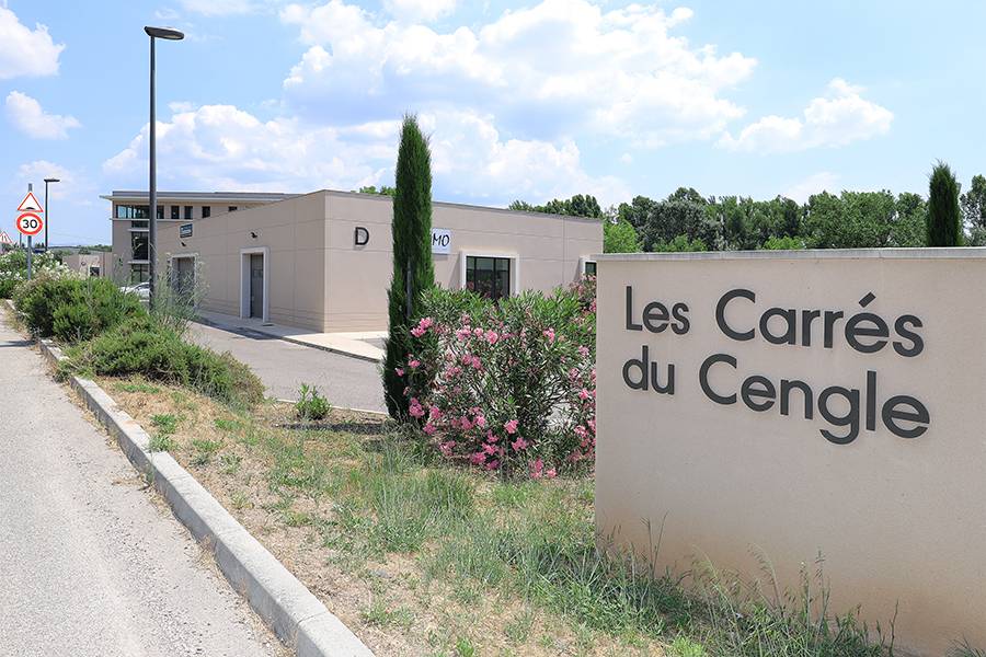Programme Immobilier Mixte 2013 LES CARRES DU CENGLE à Châteauneuf le Rouge